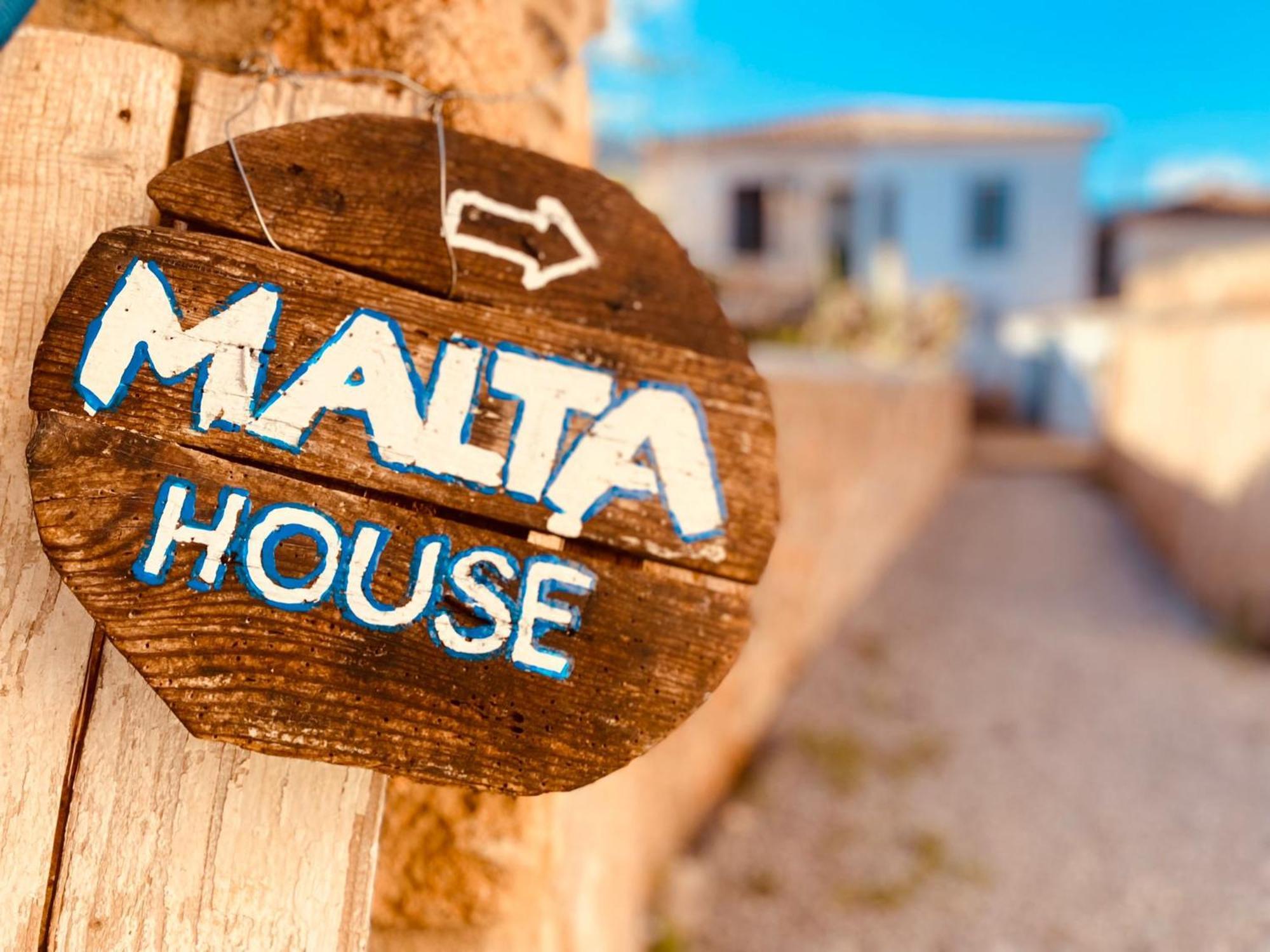 Malta House In Galaxidi Villa Bagian luar foto